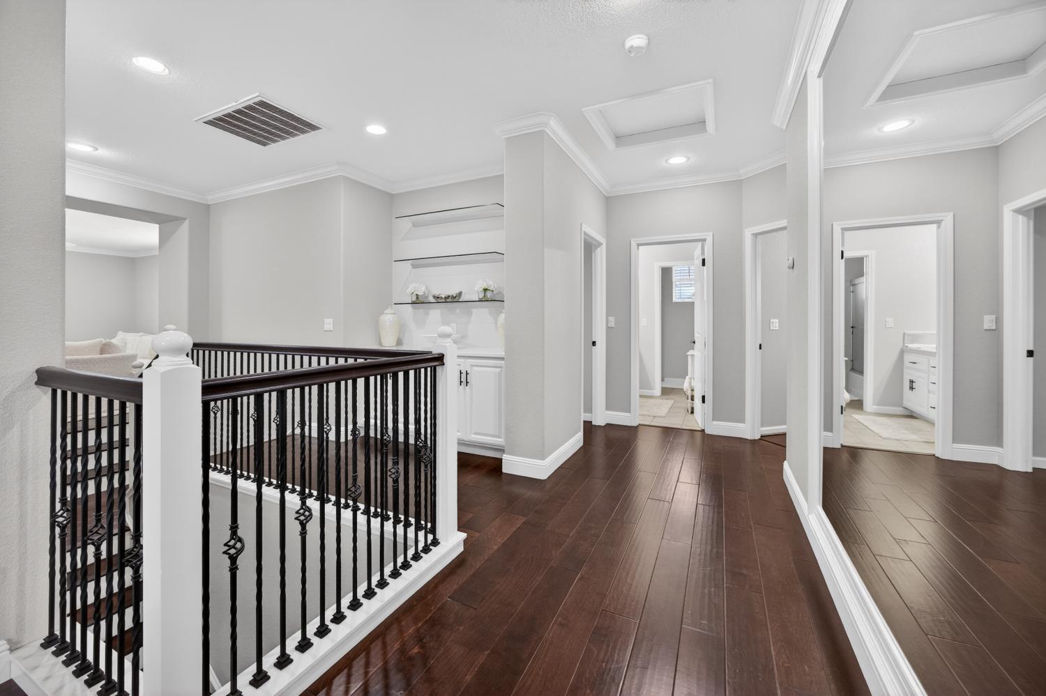552 Denier Court