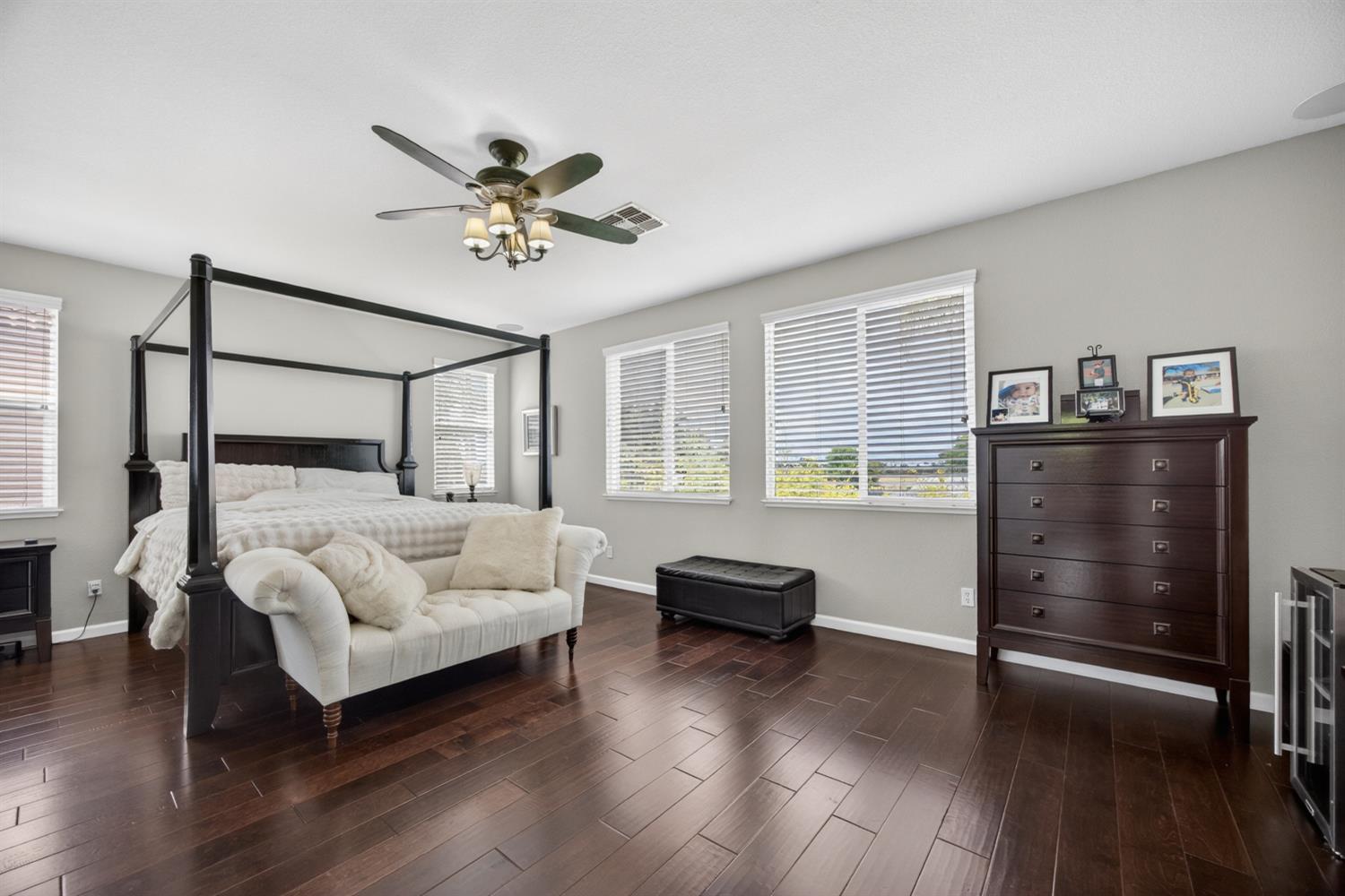 552 Denier Court