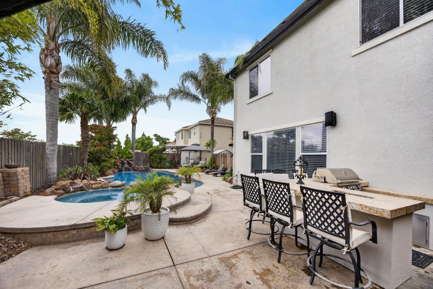 552 Denier Court