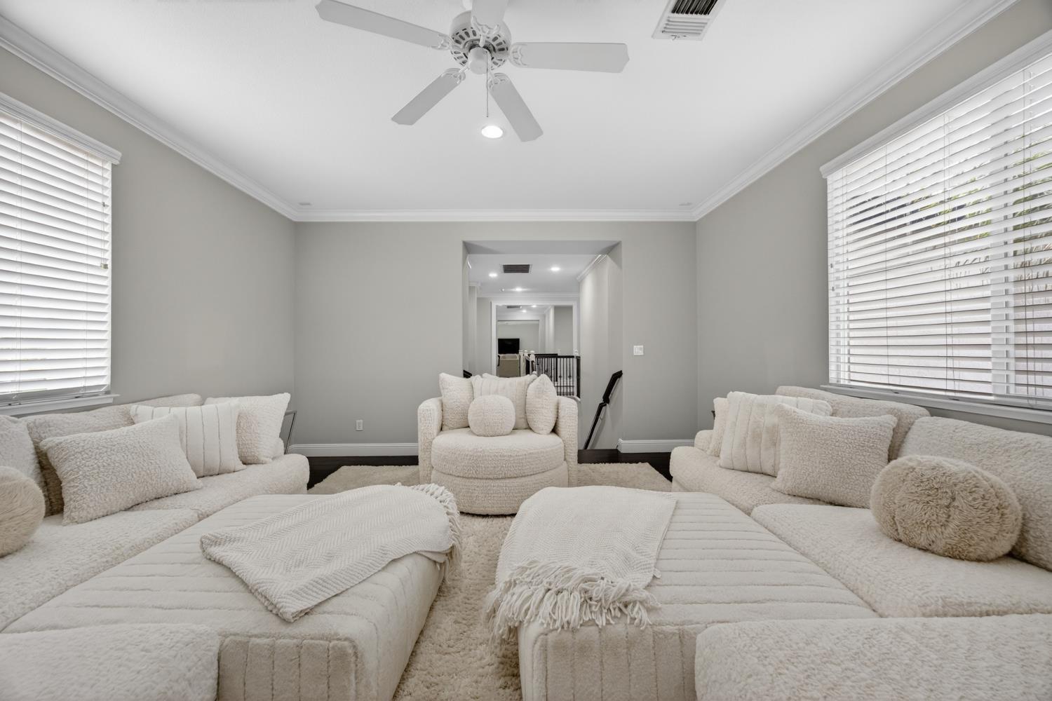 552 Denier Court
