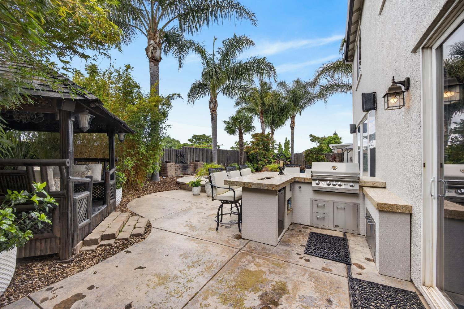 552 Denier Court