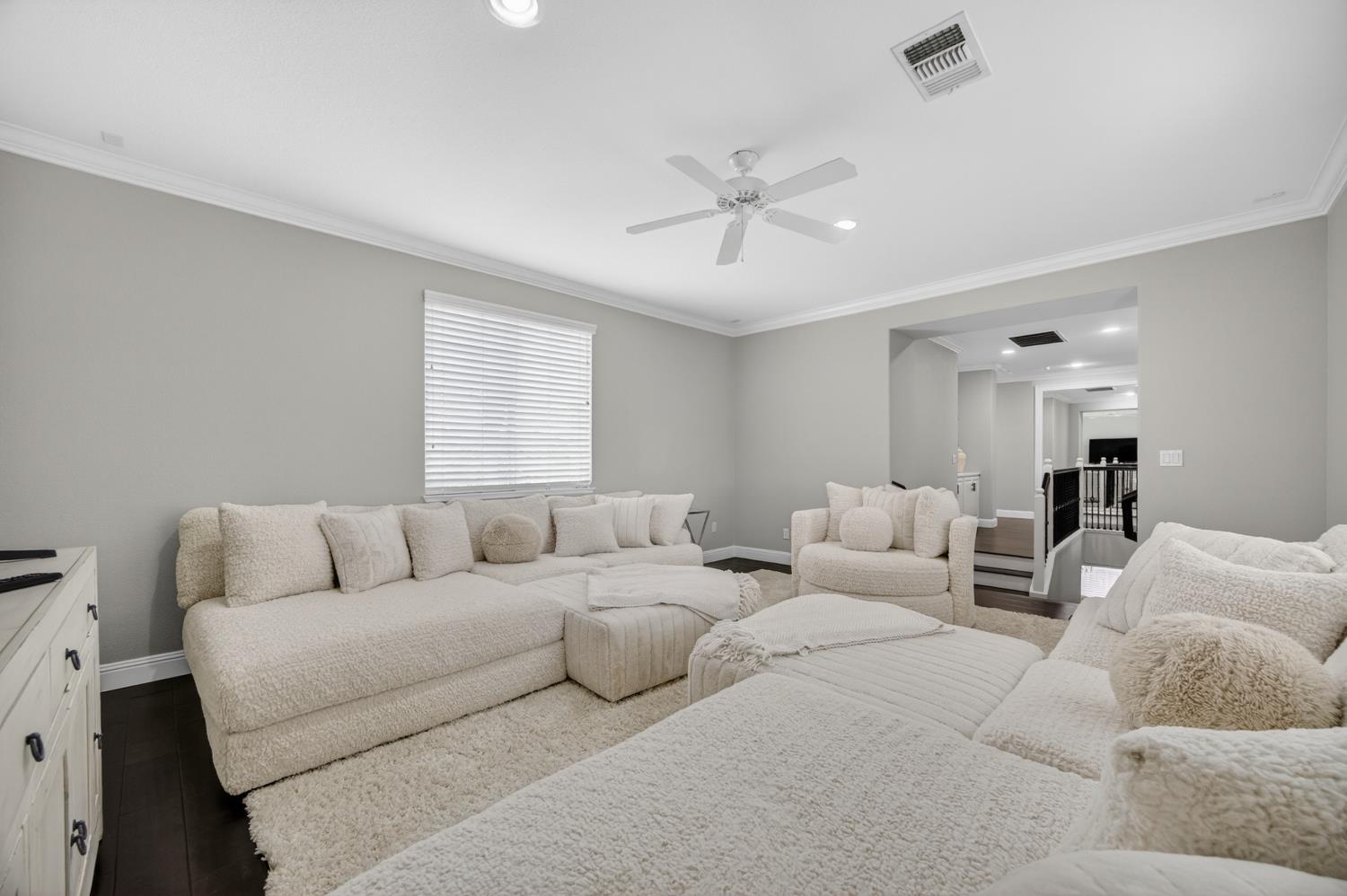 552 Denier Court