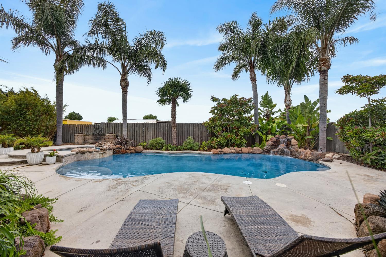 552 Denier Court