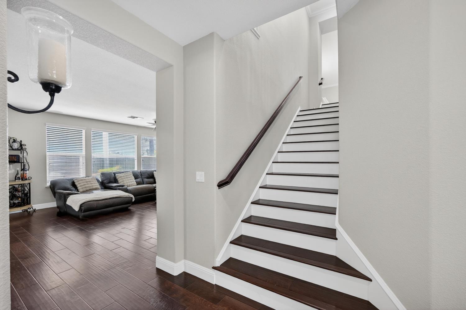 552 Denier Court