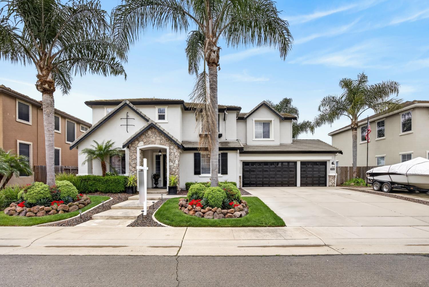 552 Denier Court