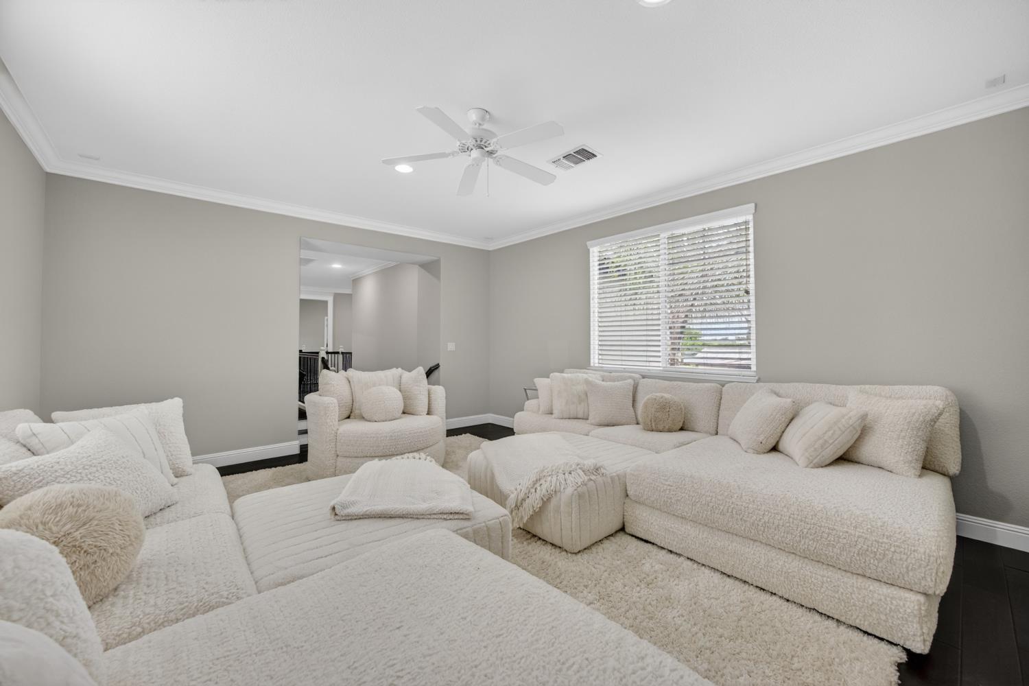 552 Denier Court