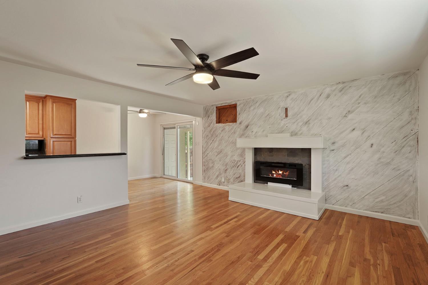 712 Almond Court