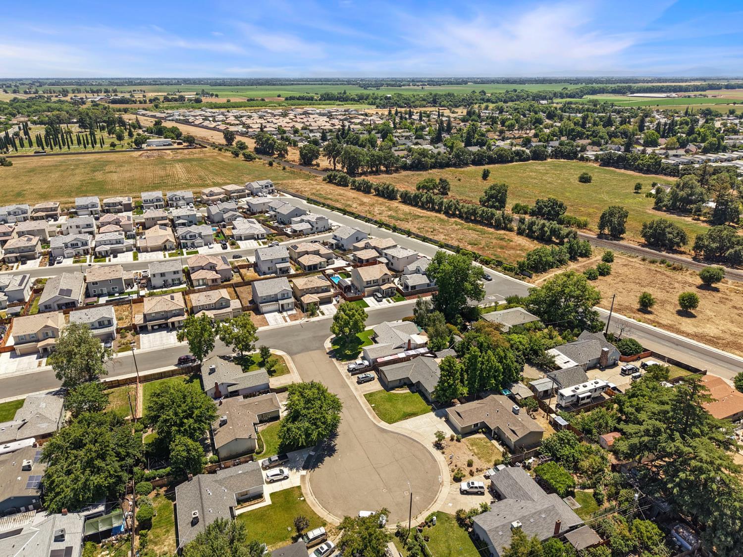 712 Almond Court