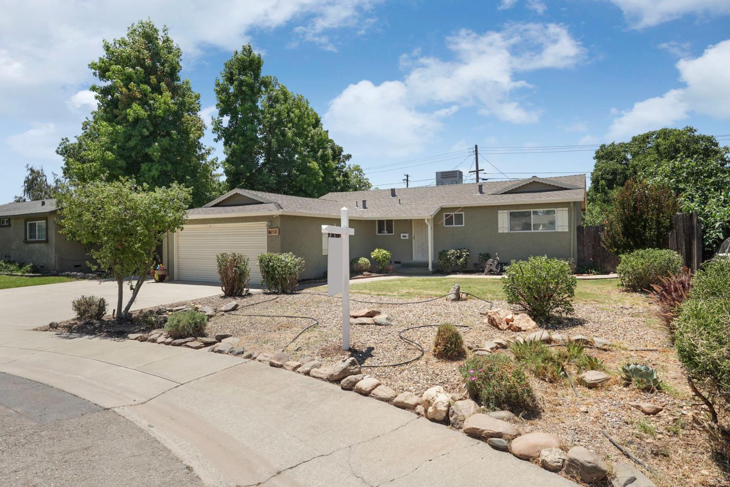 712 Almond Court