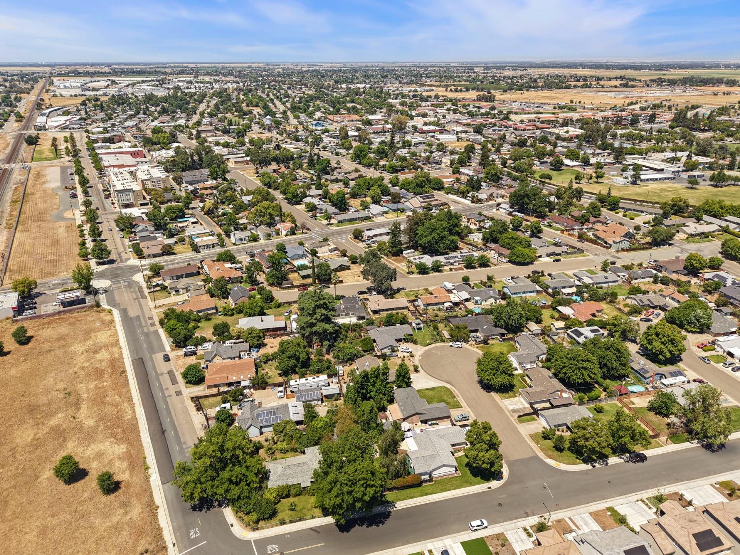 712 Almond Court