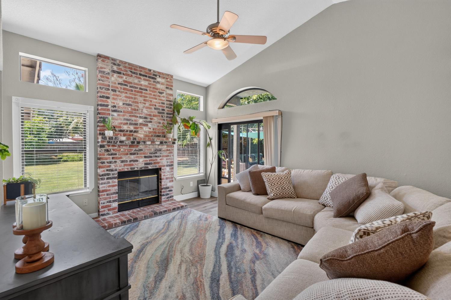 893 Black Canyon Court