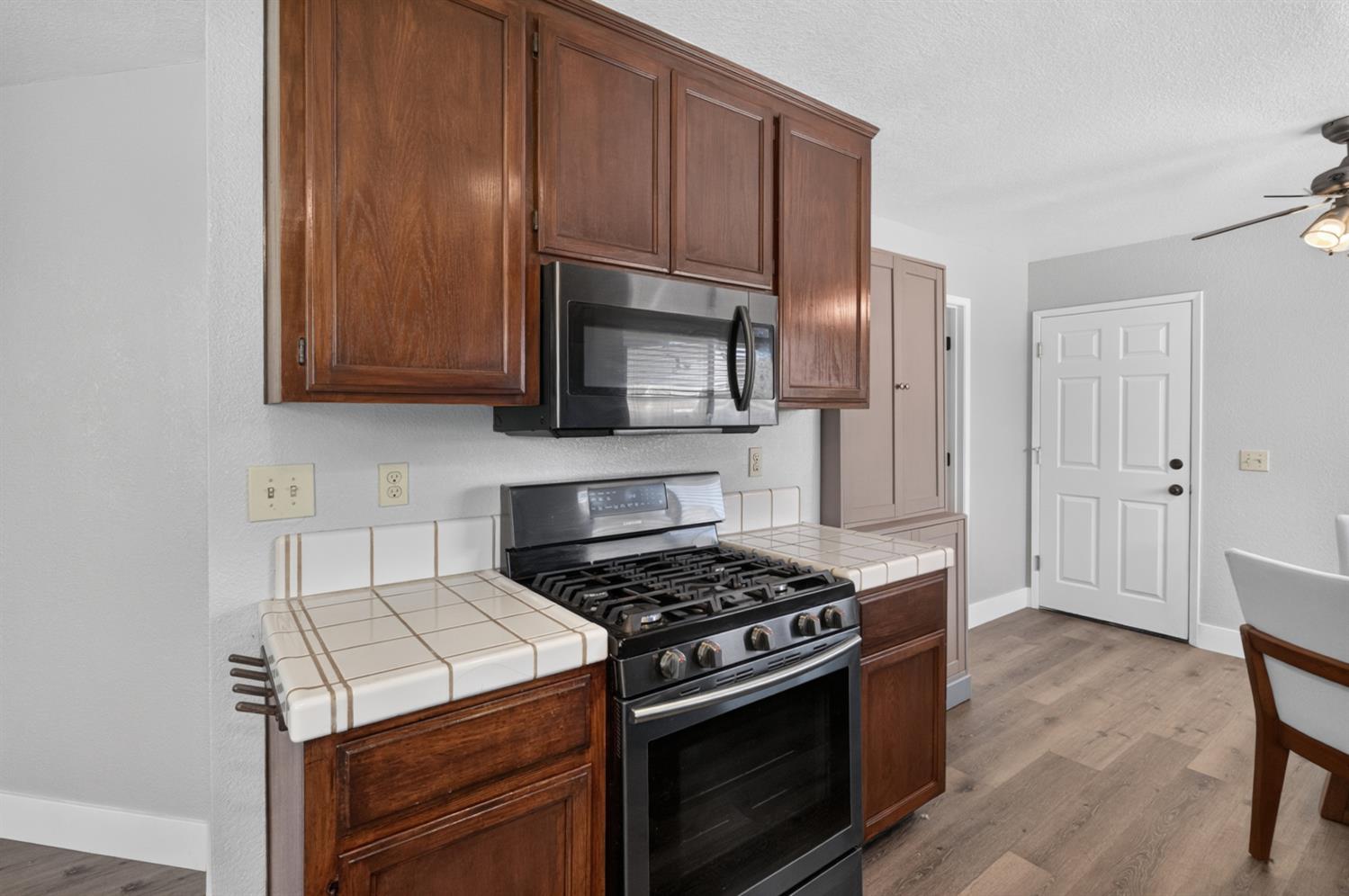 893 Black Canyon Court