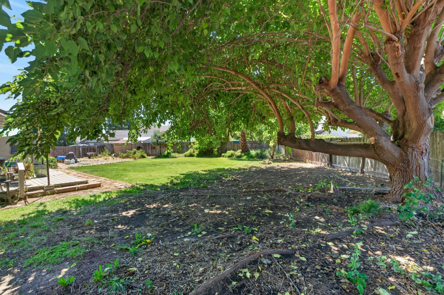 893 Black Canyon Court