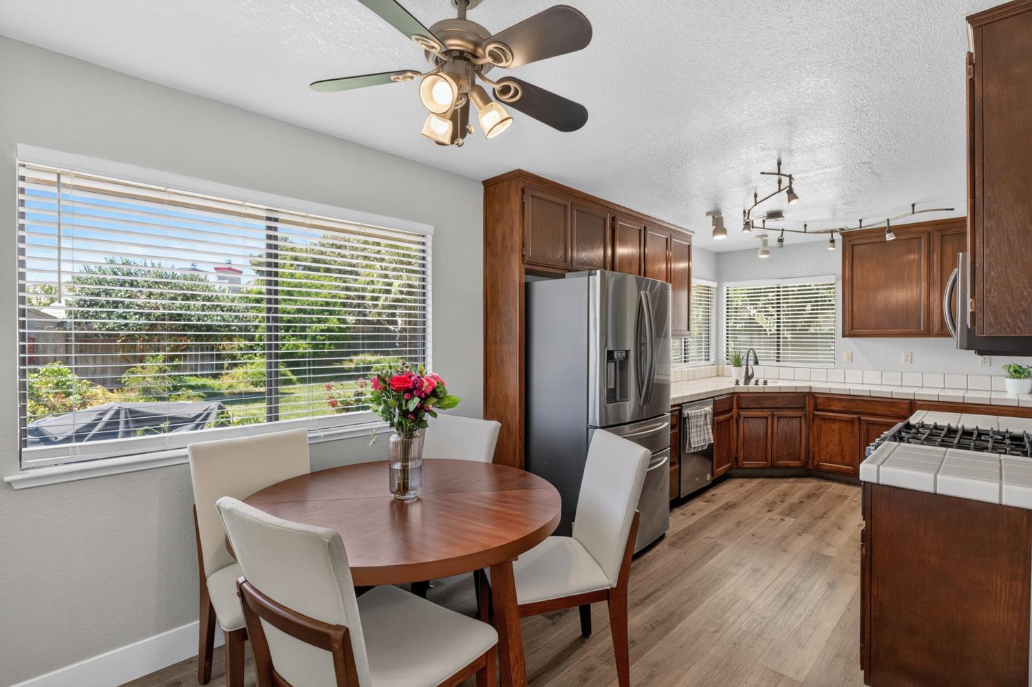 893 Black Canyon Court