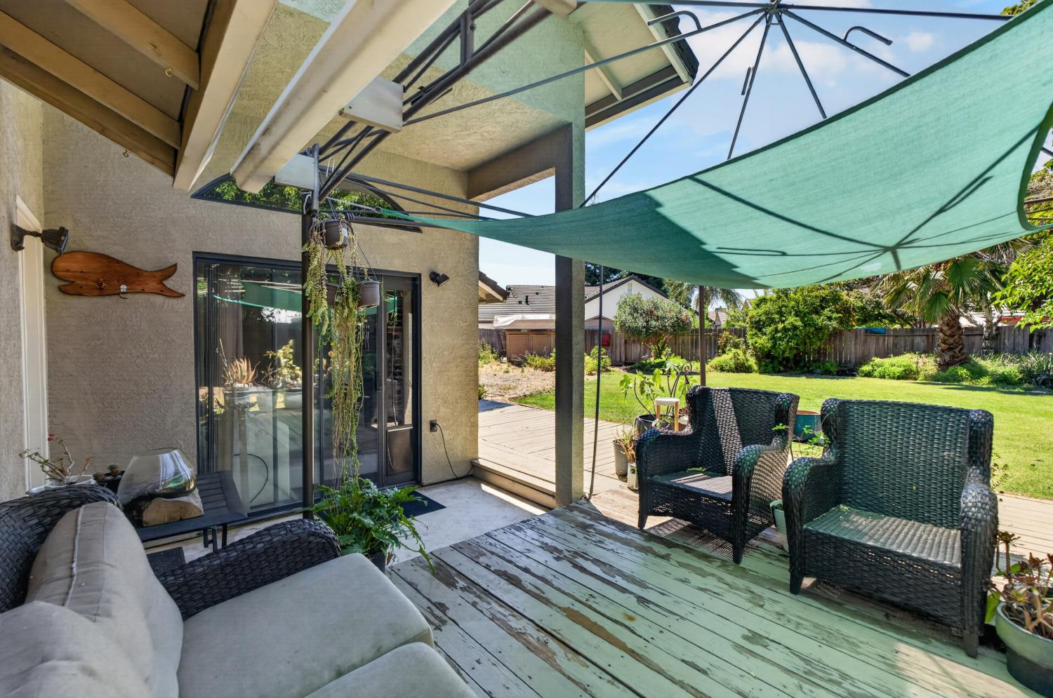 893 Black Canyon Court