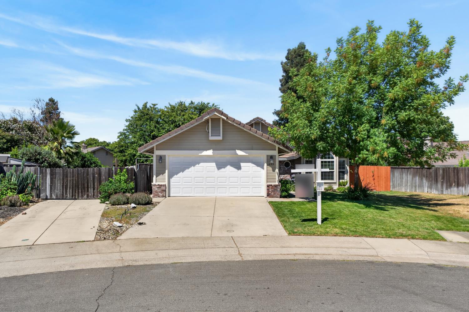 893 Black Canyon Court