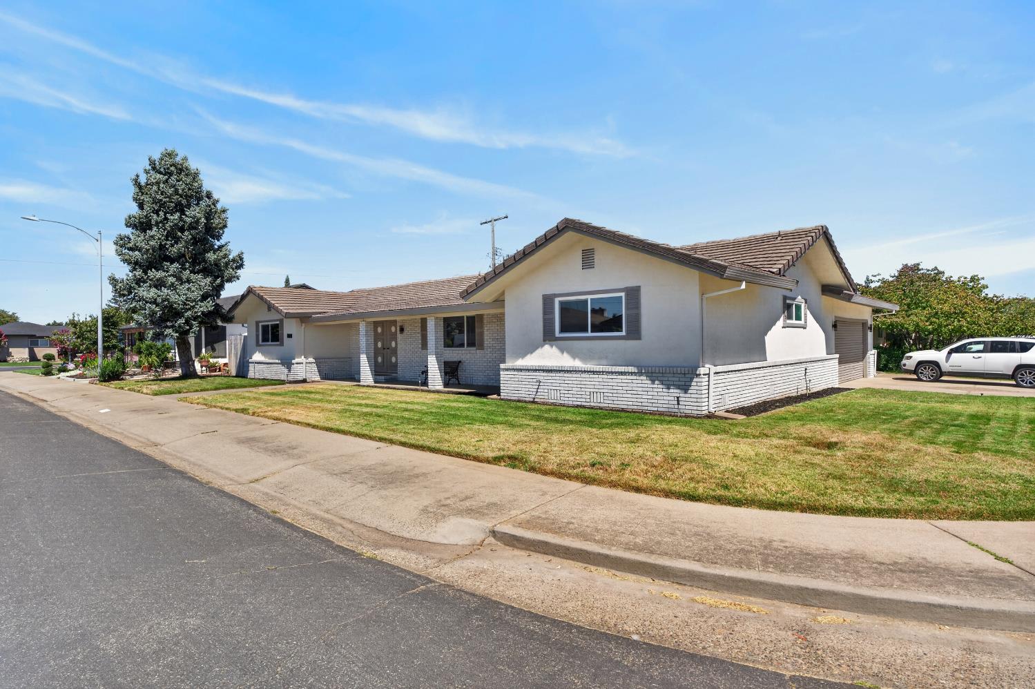 731 Birchwood Drive