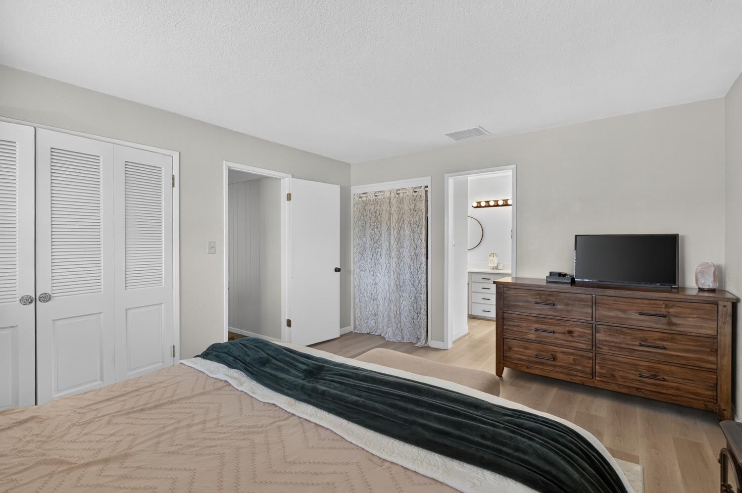 731 Birchwood Drive