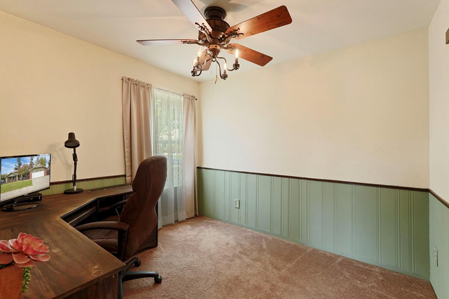 1203 Dawnwood Drive