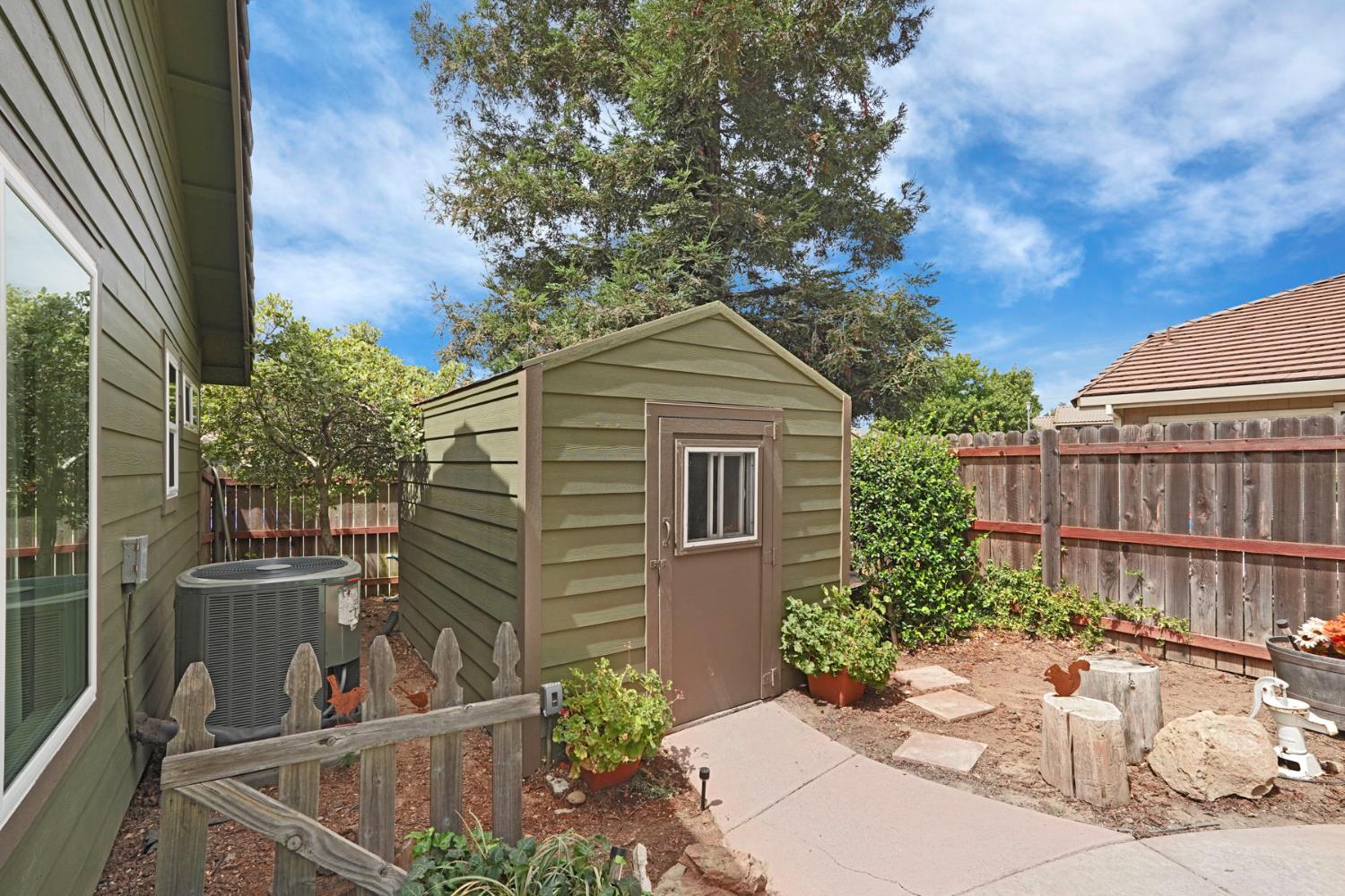 1203 Dawnwood Drive