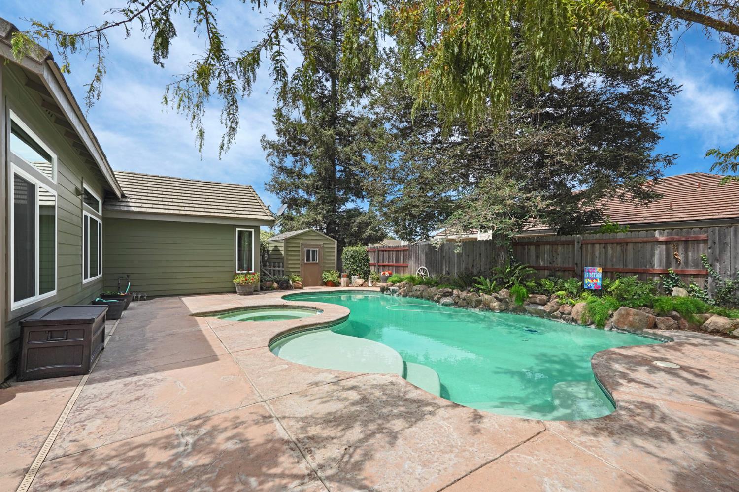 1203 Dawnwood Drive