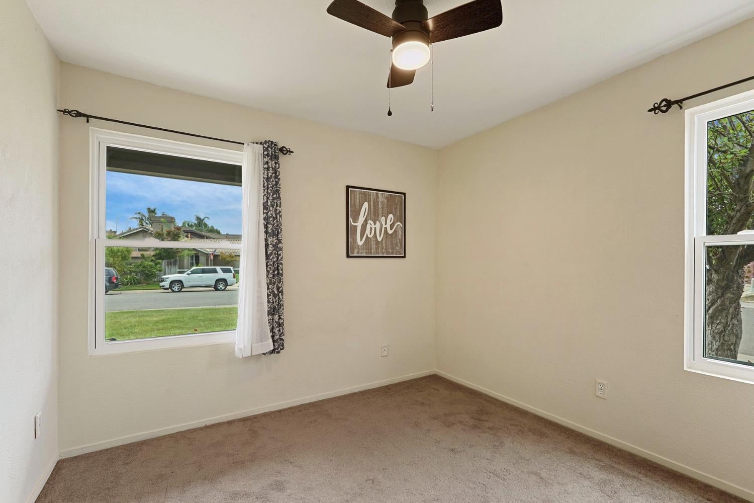 1203 Dawnwood Drive