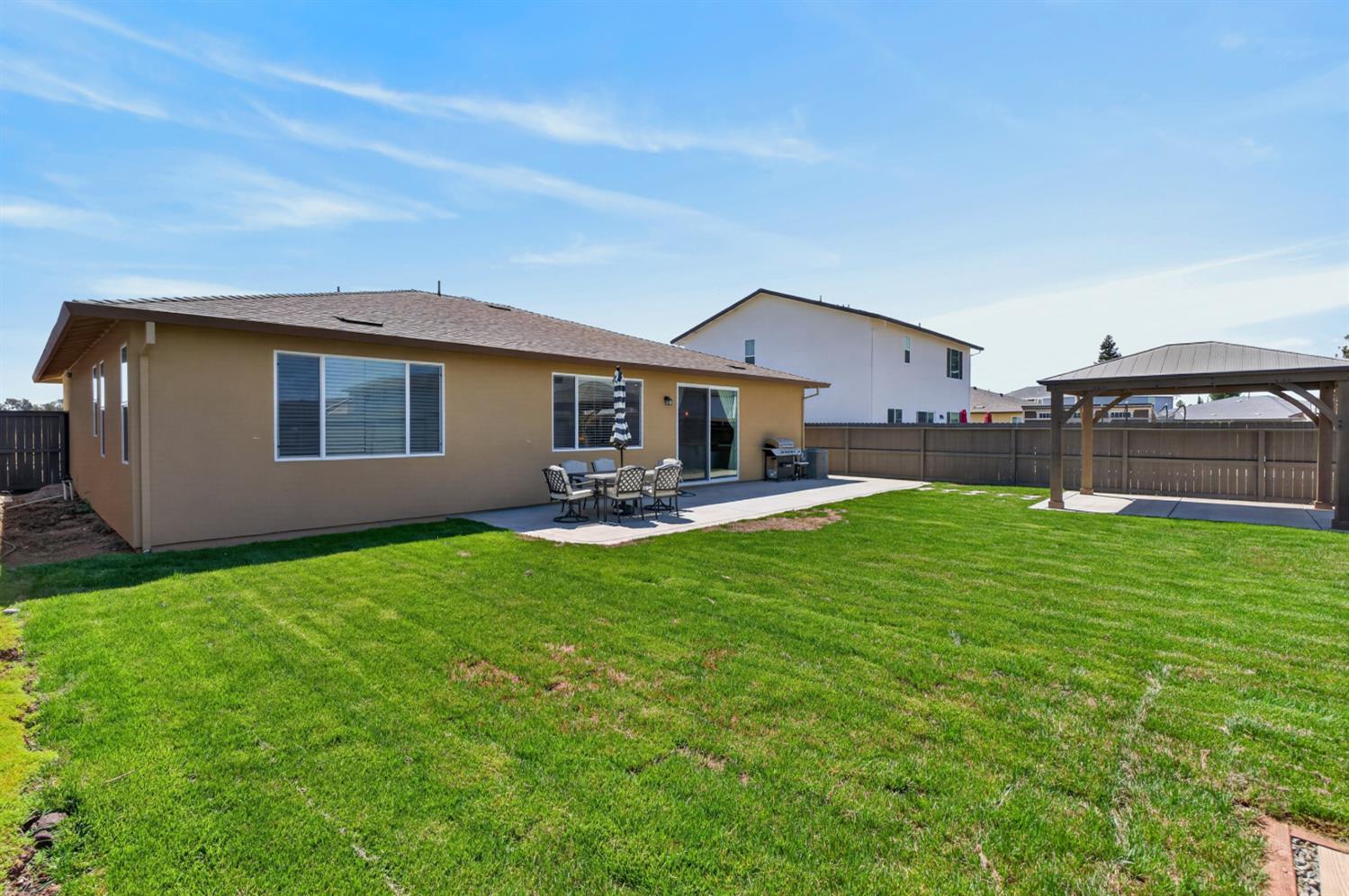 983 Amador Avenue