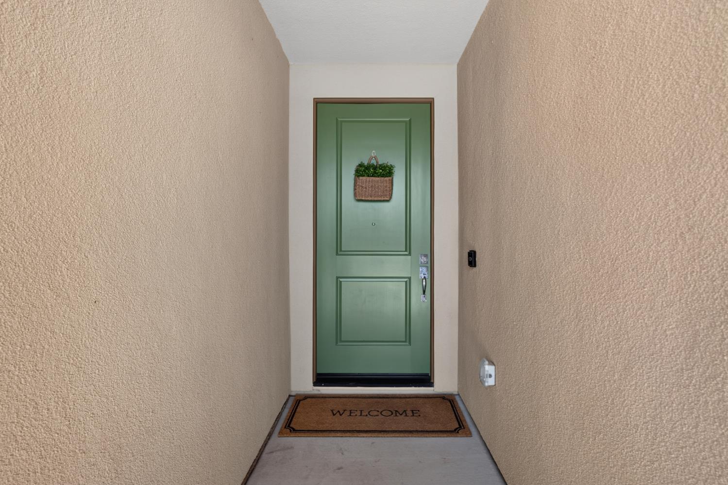 983 Amador Avenue