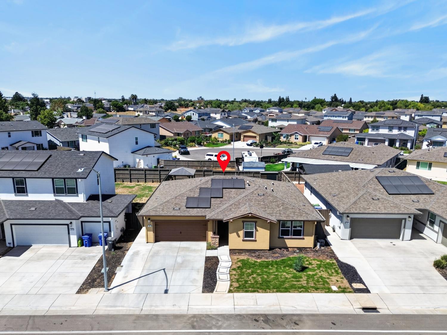 983 Amador Avenue