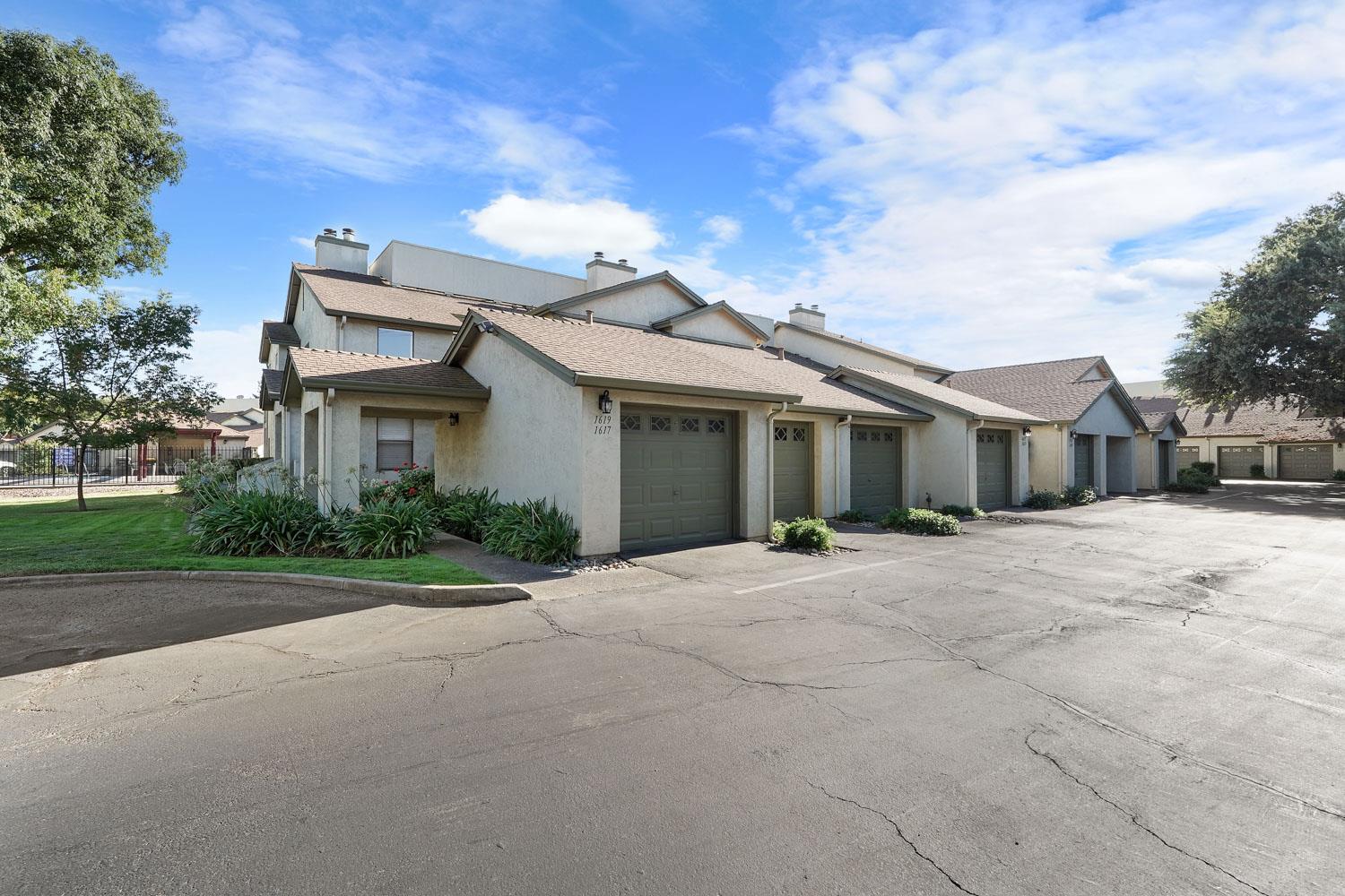 1611 Porter Way