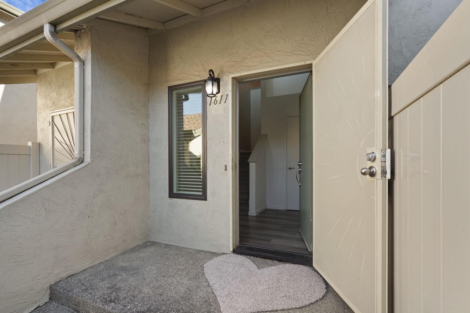 1611 Porter Way