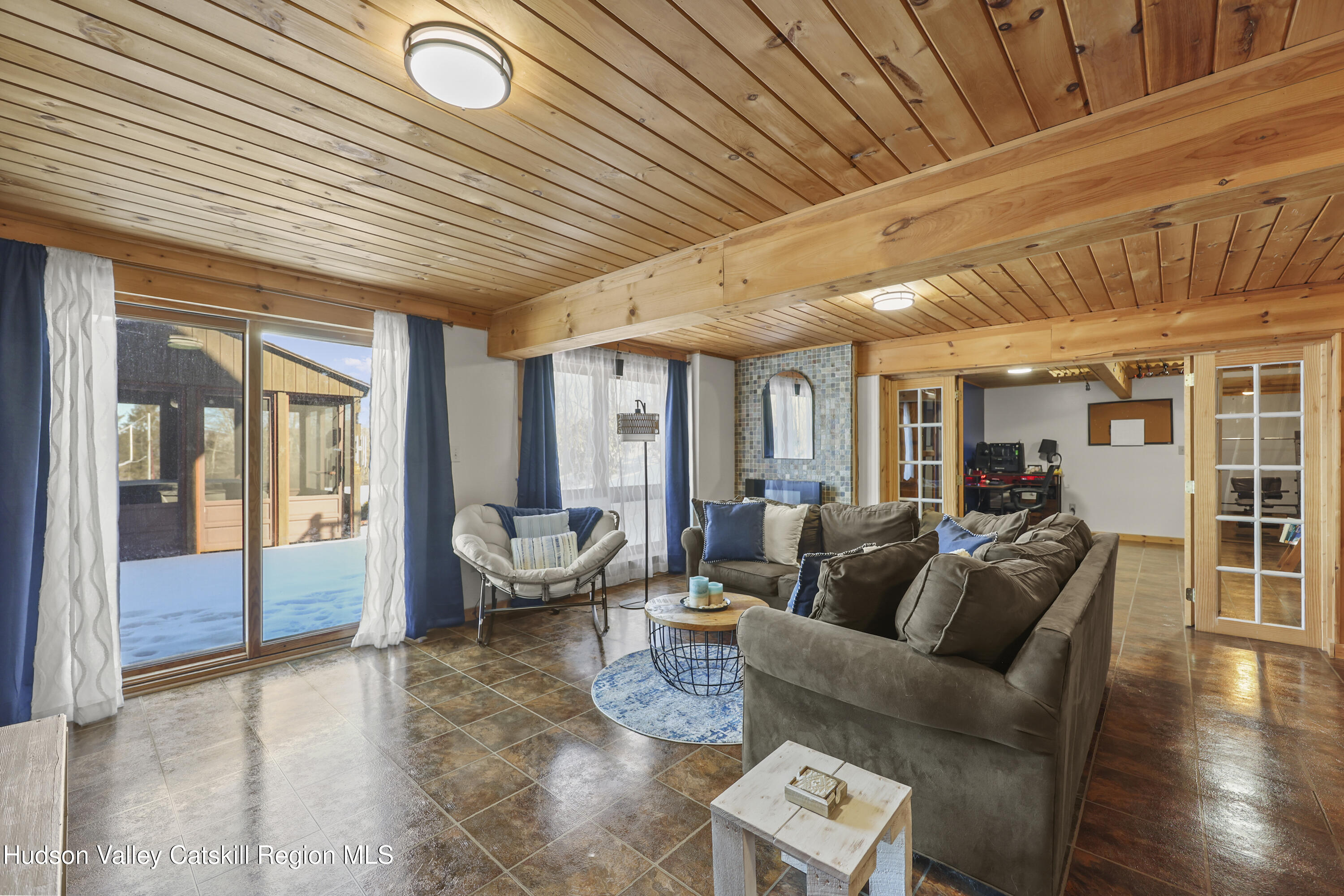 65 Johnny Cake Hill Road