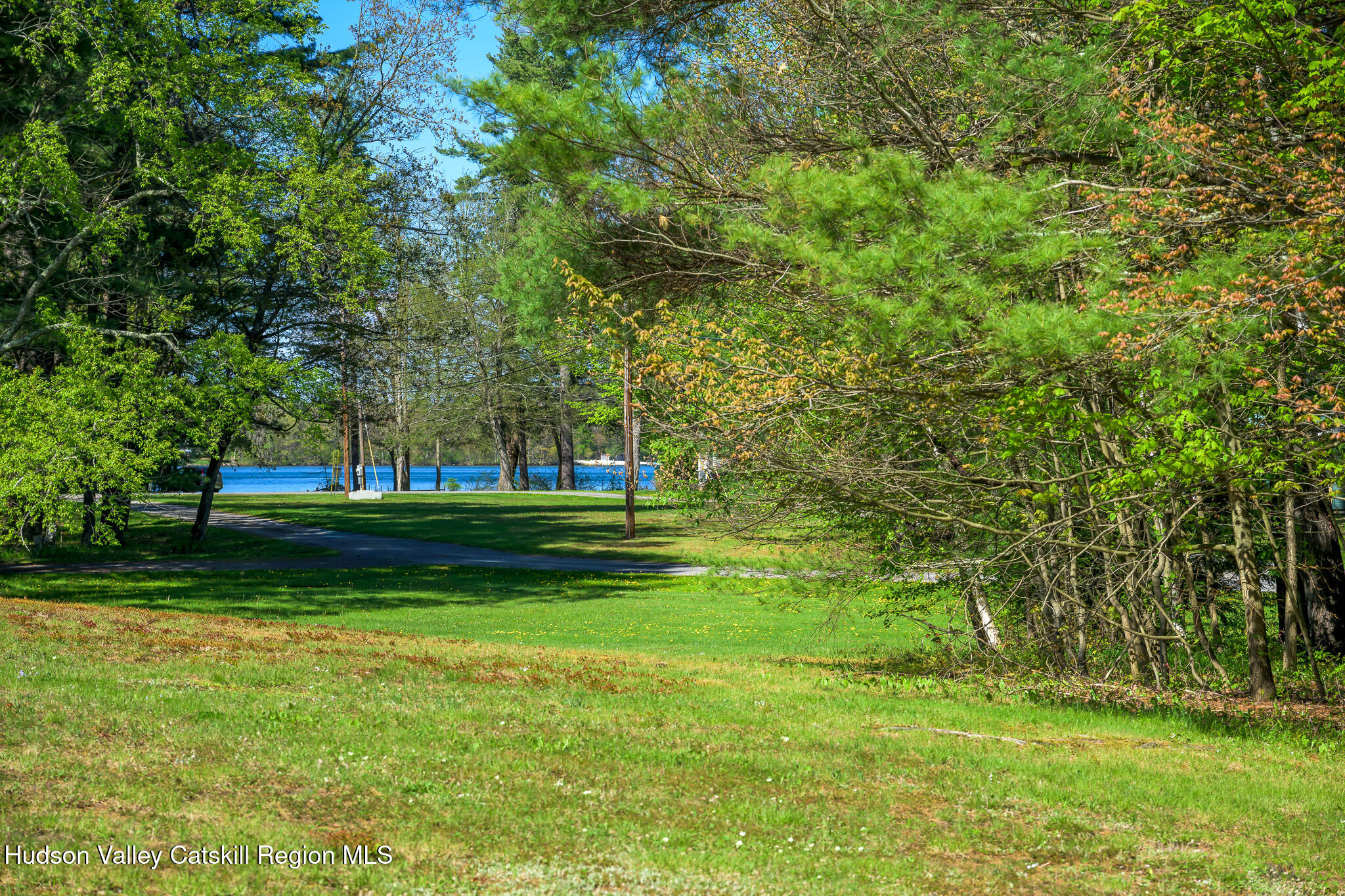 34 Queechy Shore Beach Road