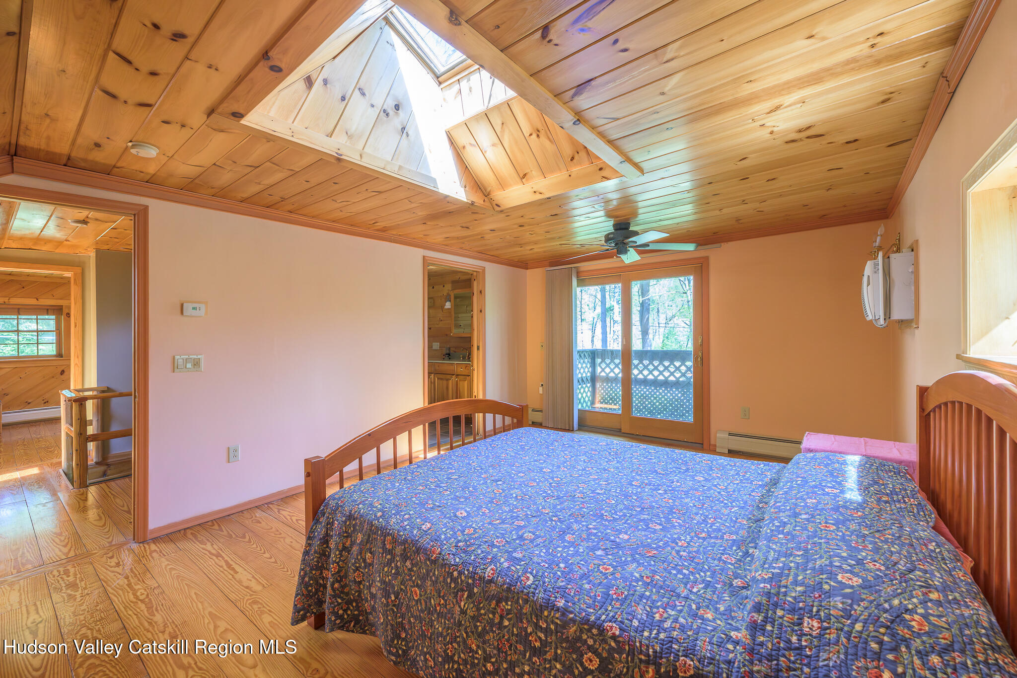 34 Queechy Shore Beach Road