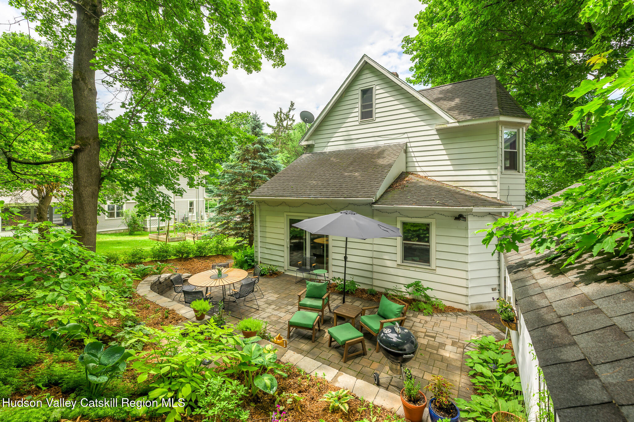 15 Jones Avenue