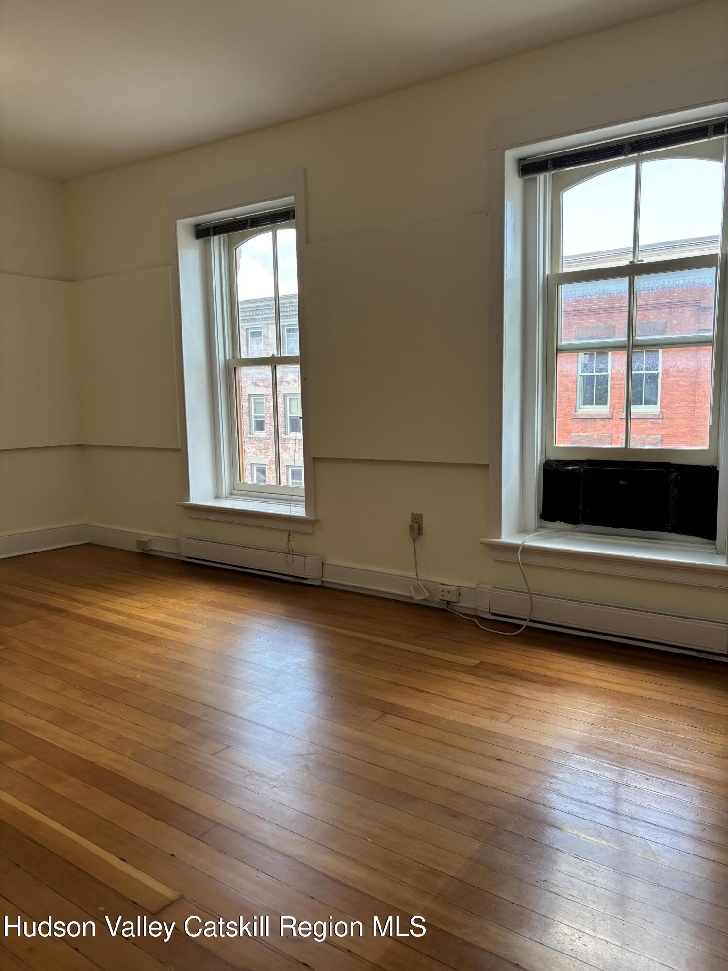 29 Main Street 3a