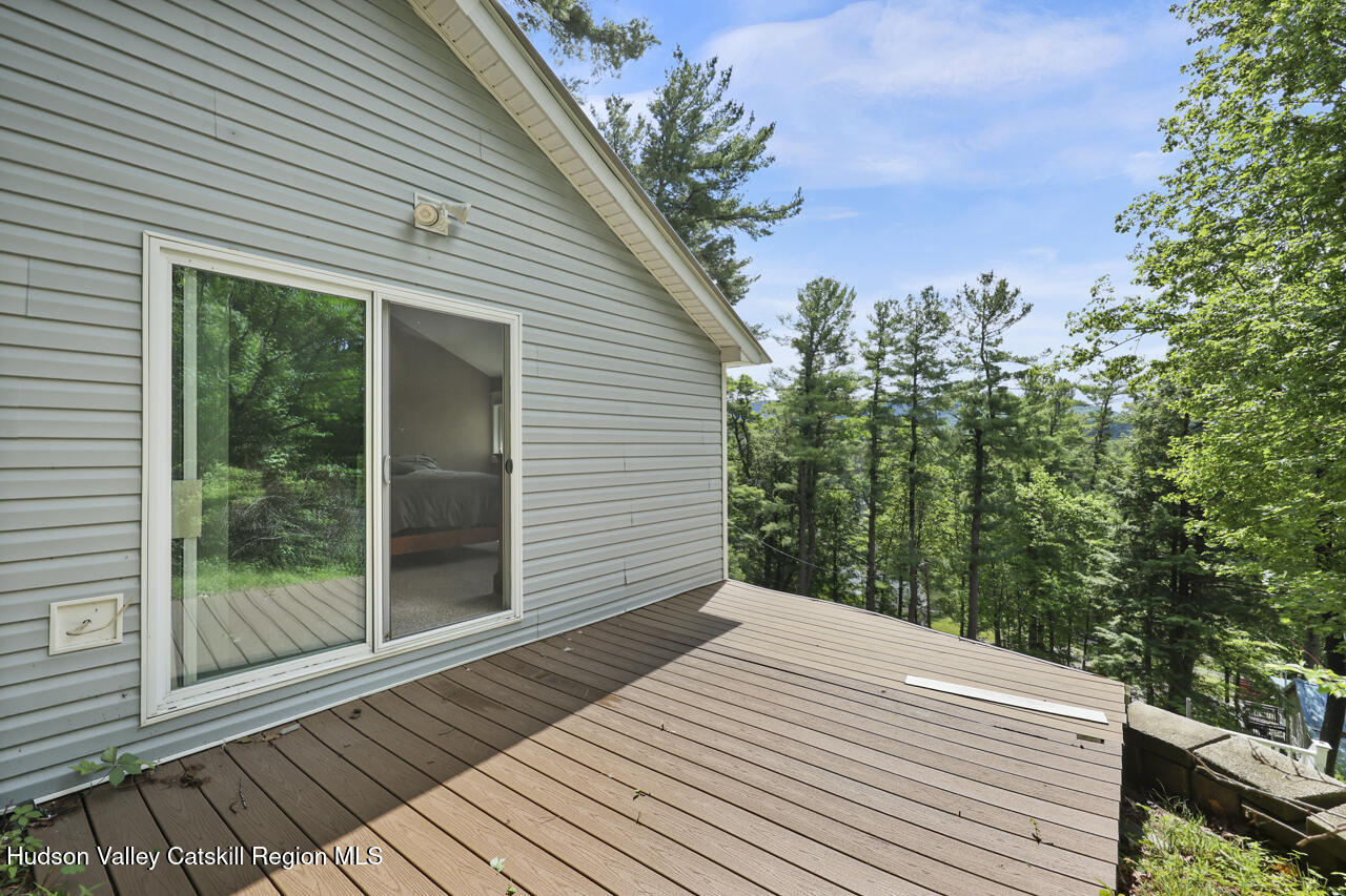 42 Pine Tree Lane