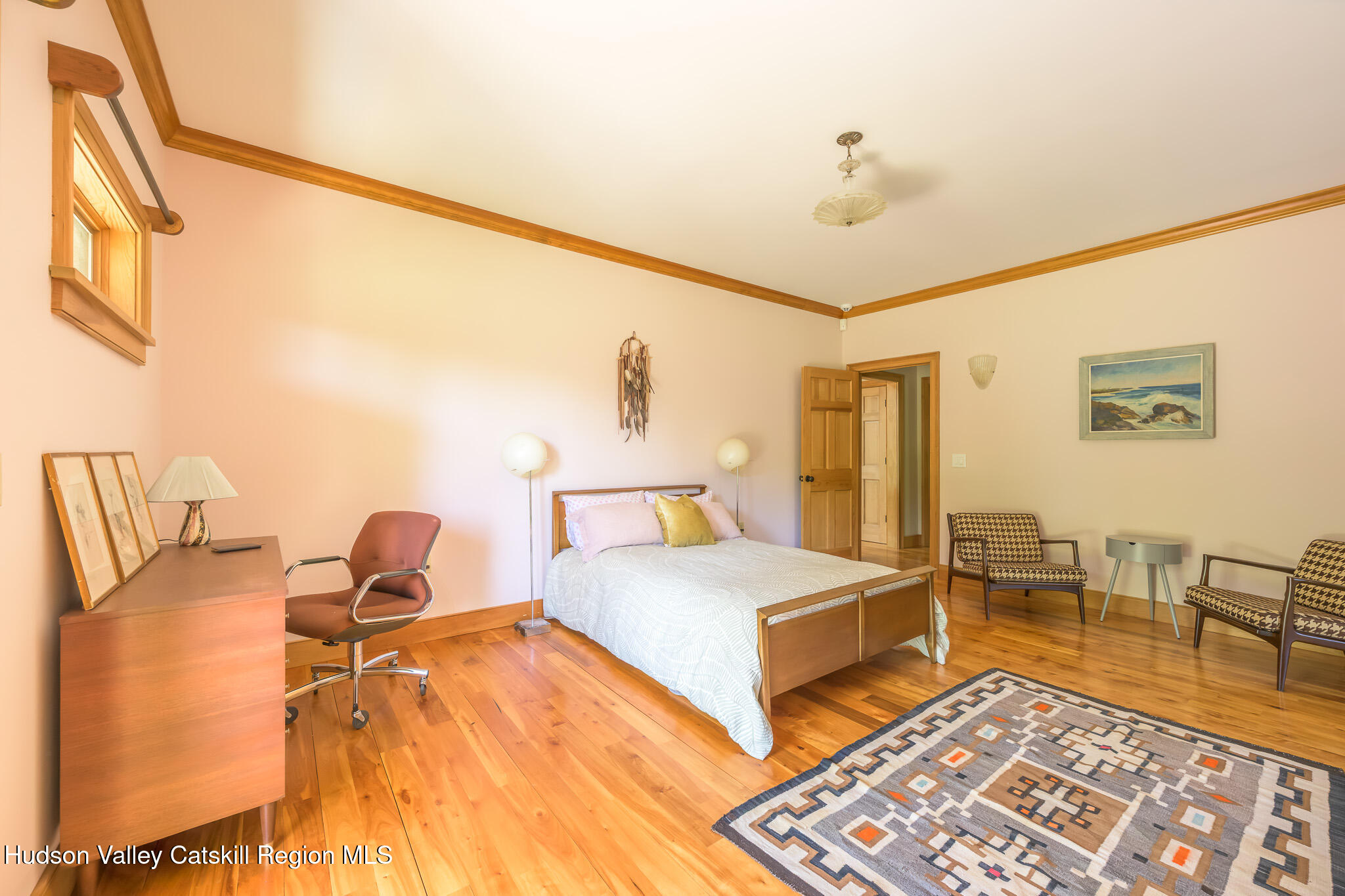 268 W Hill Road
