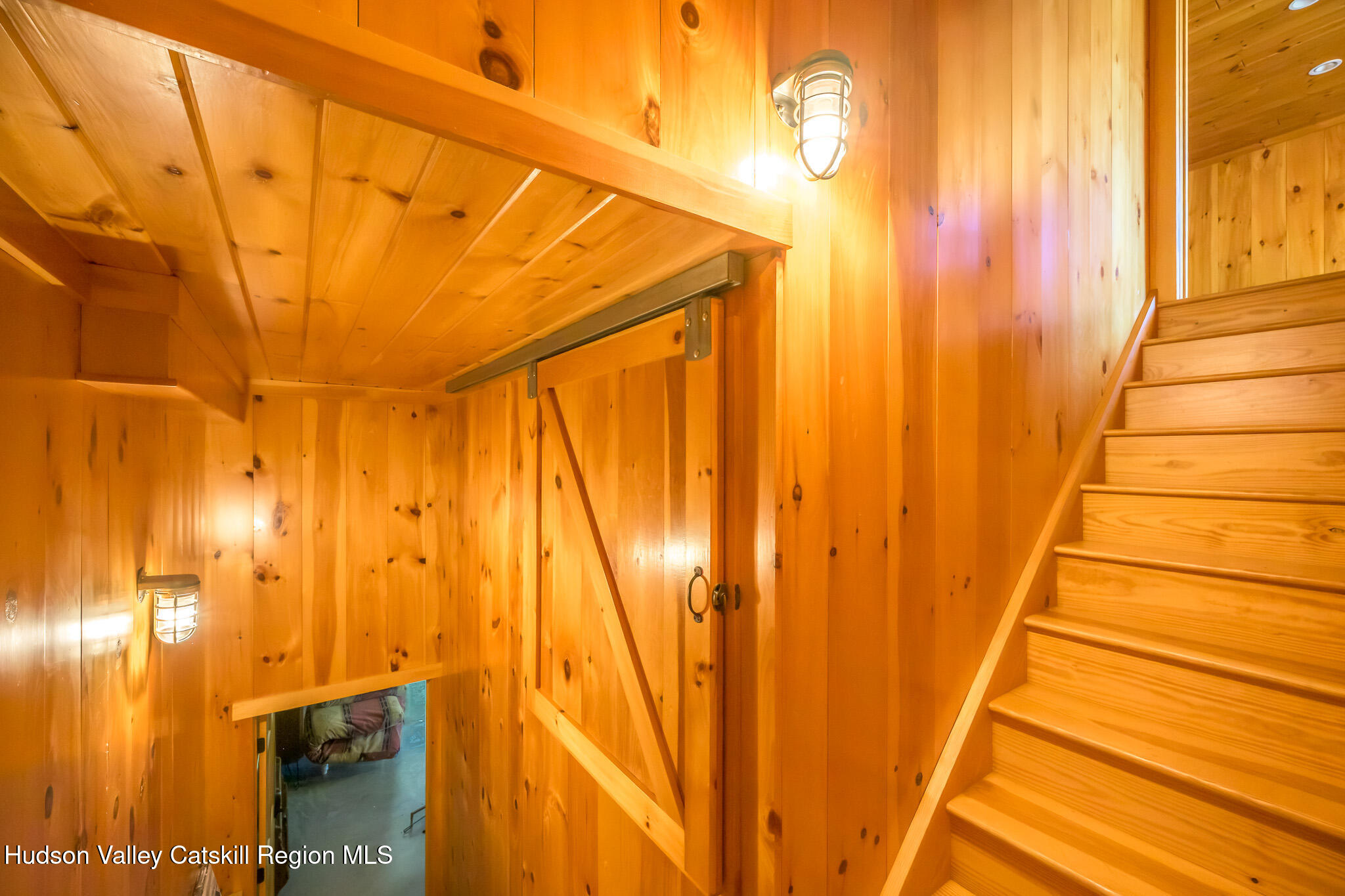 268 W Hill Road