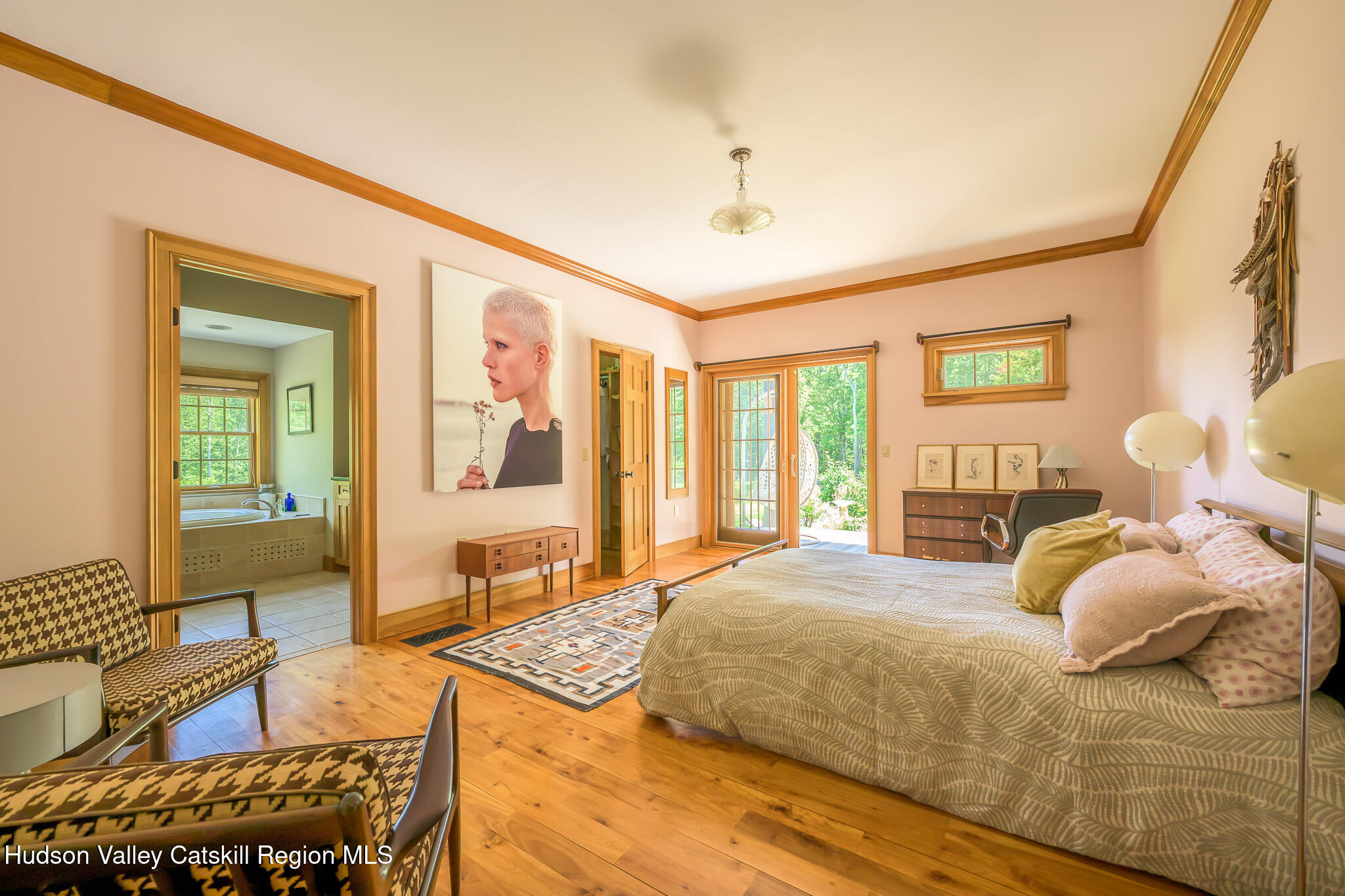 268 W Hill Road