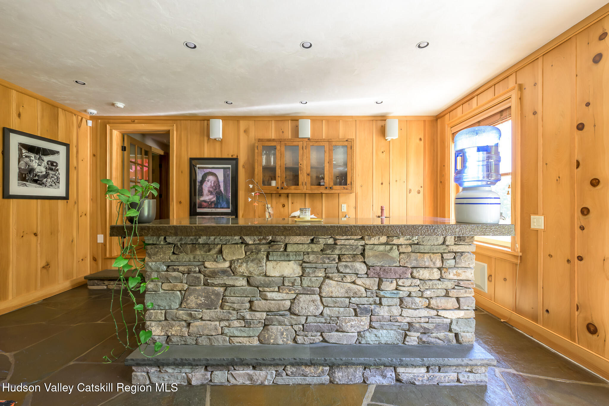 268 W Hill Road