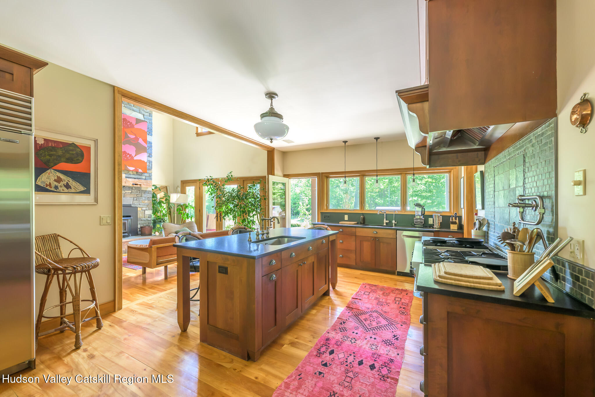 268 W Hill Road
