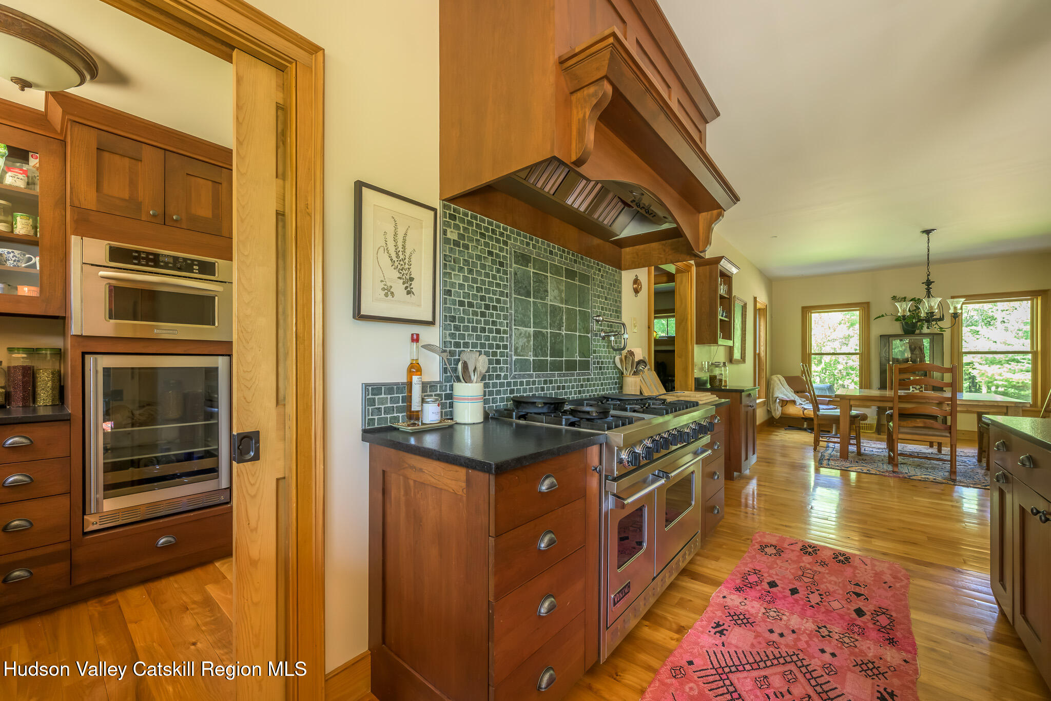 268 W Hill Road