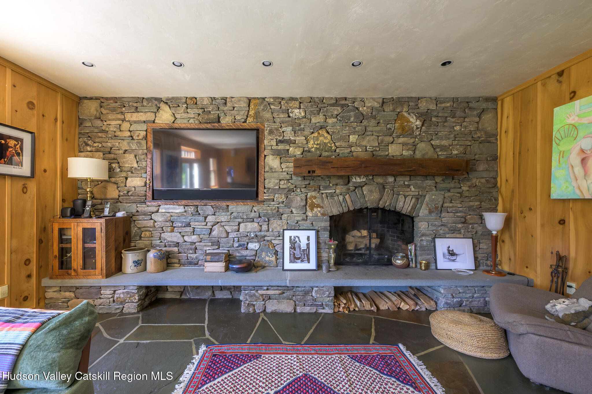 268 W Hill Road
