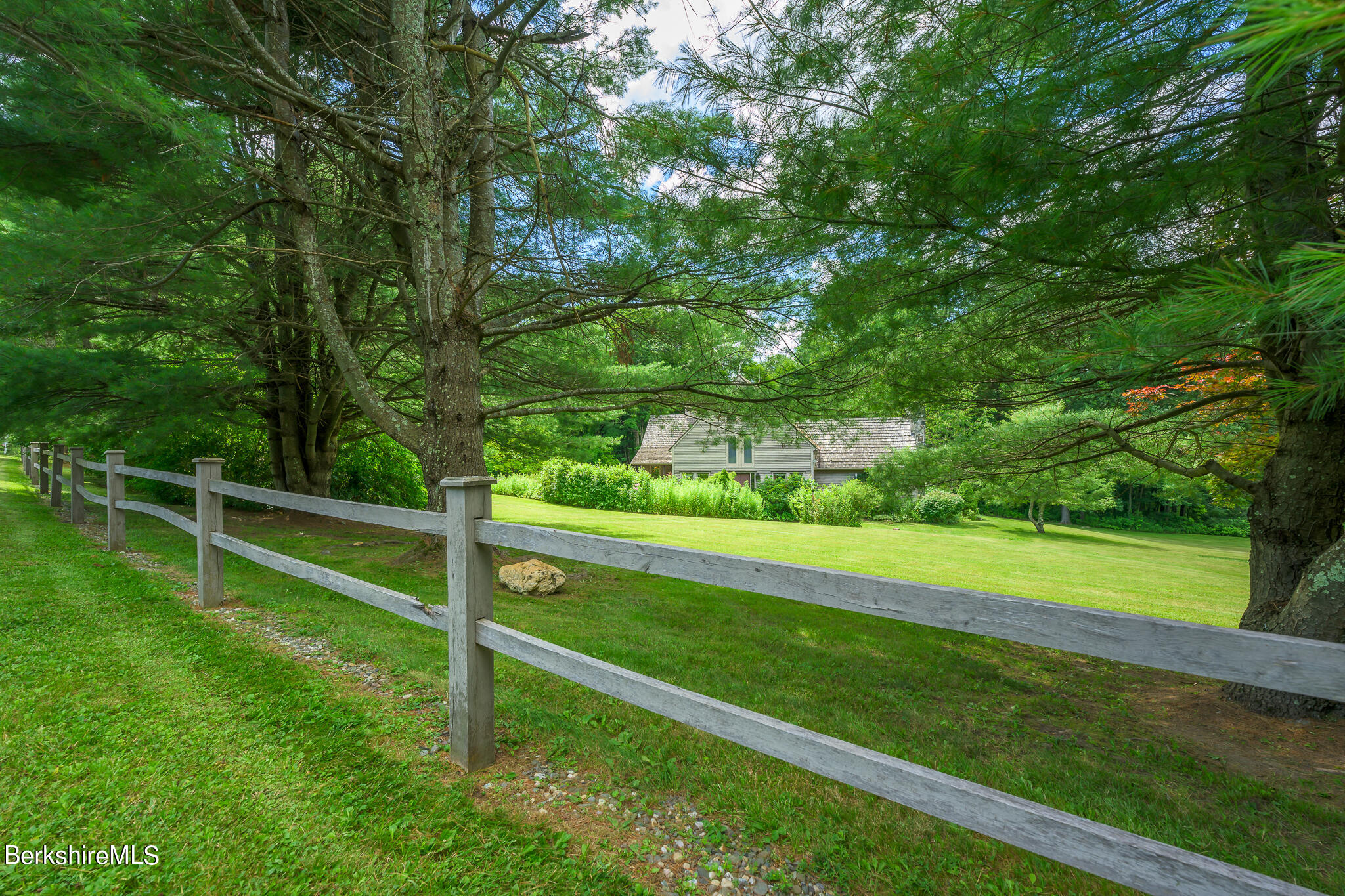248 Osceola Notch Rd