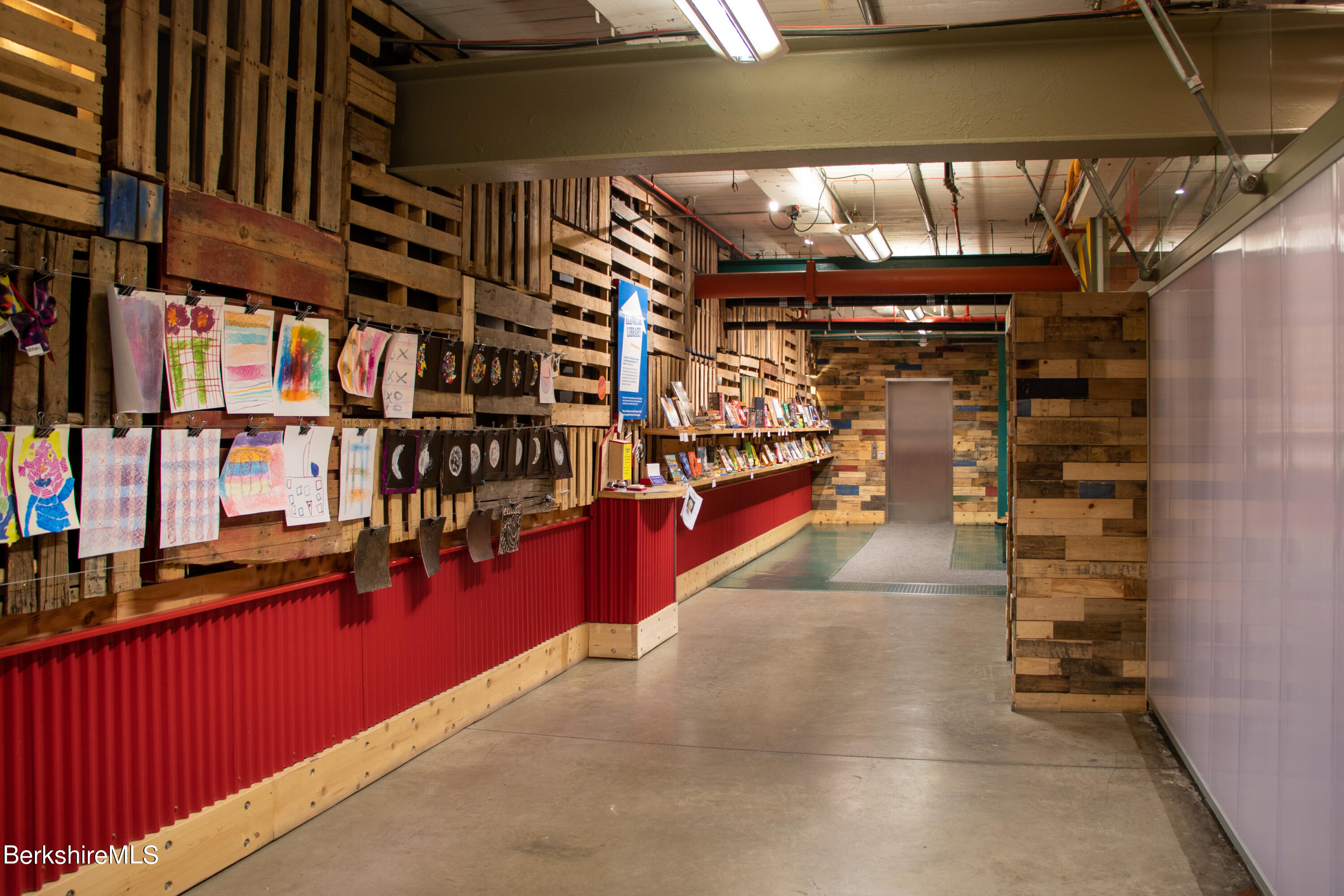 703 West Housatonic St