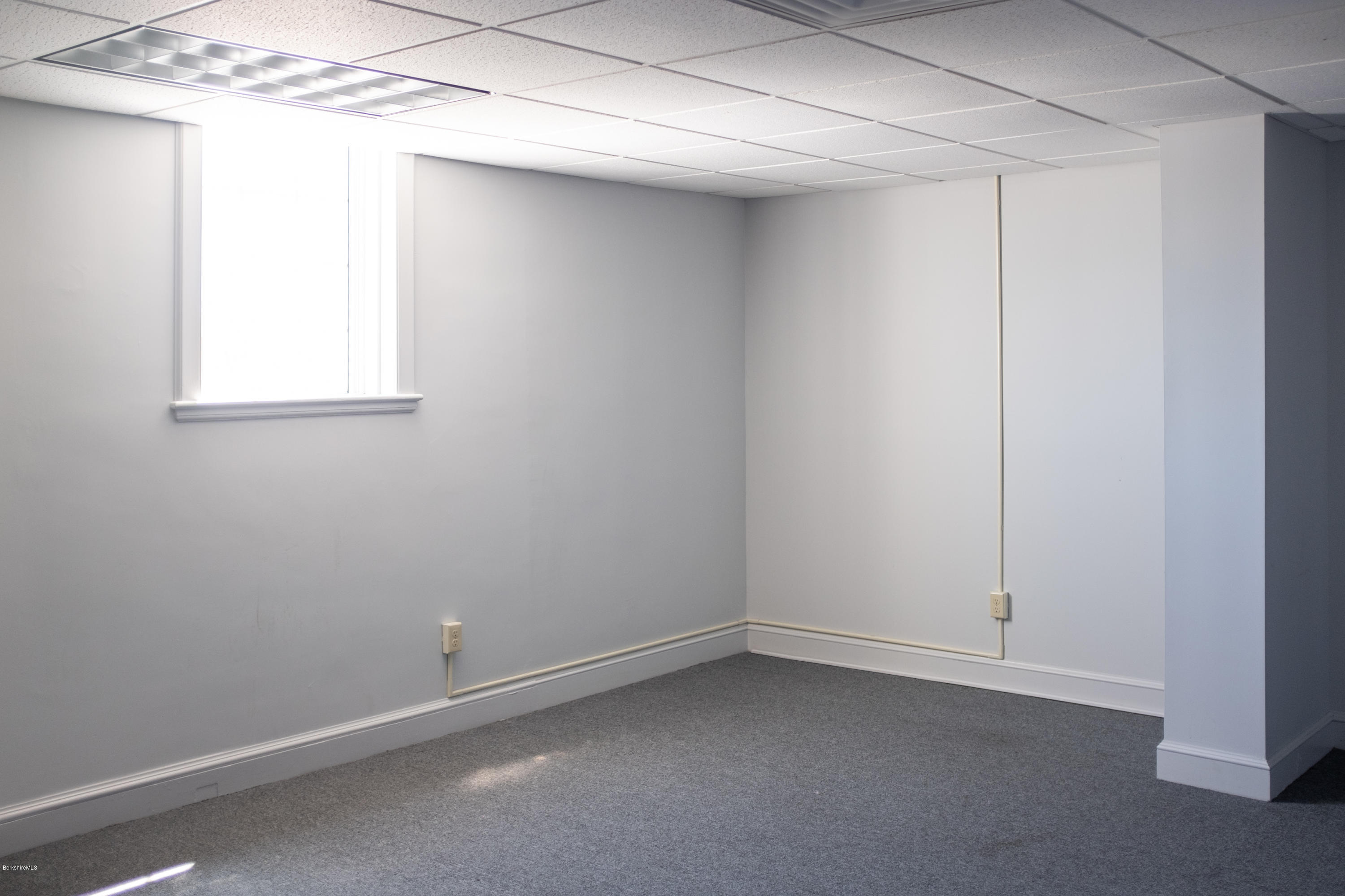 10 Wendell Avenue Ext