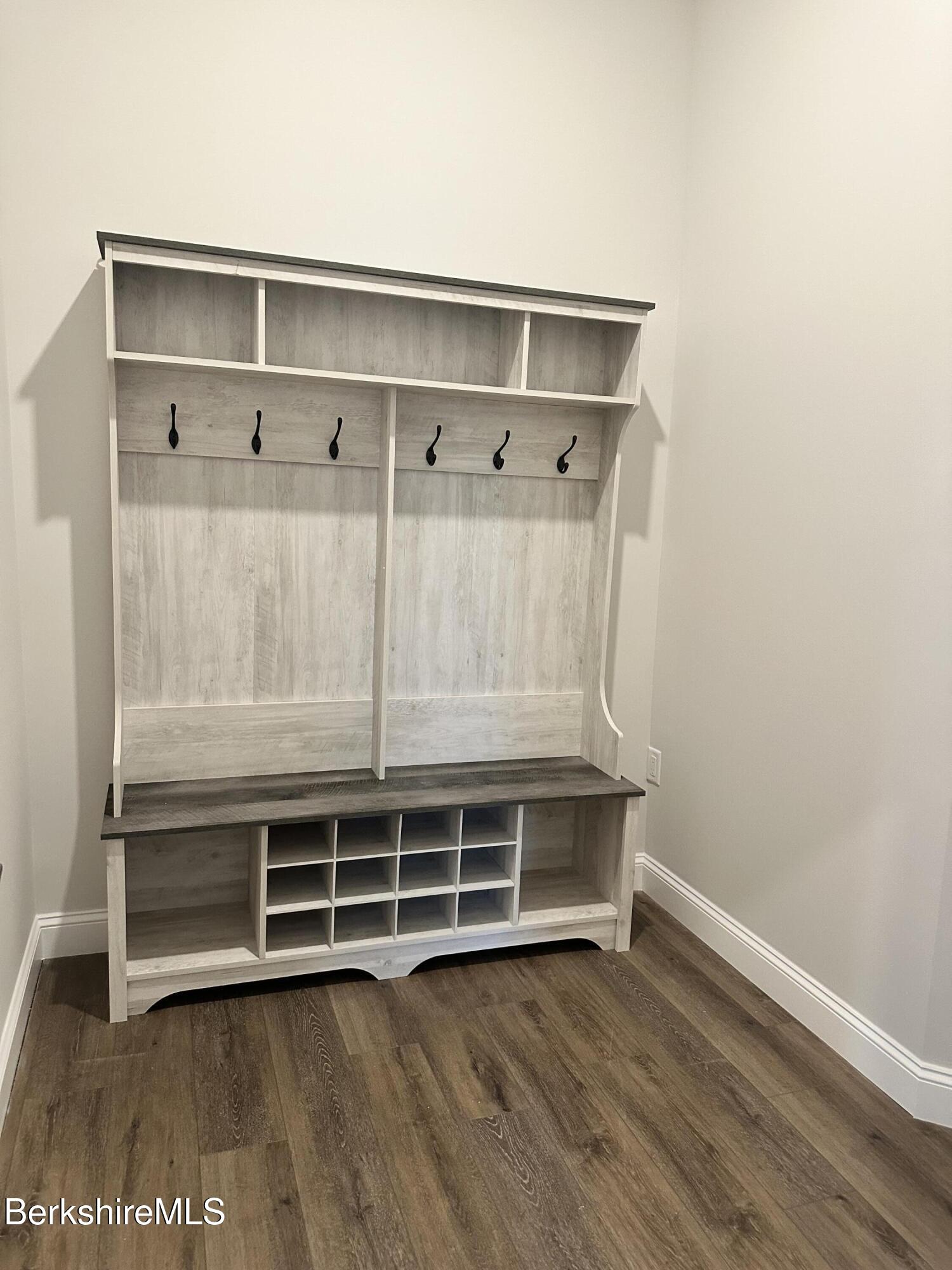 281 Main St Unit: 12