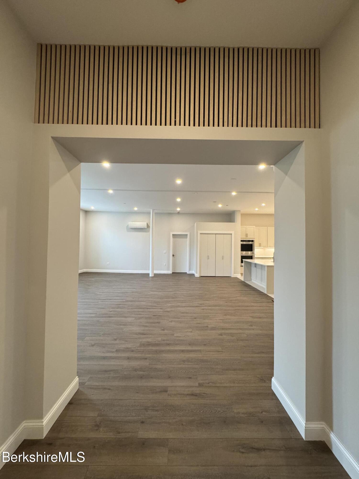 281 Main St Unit: 12