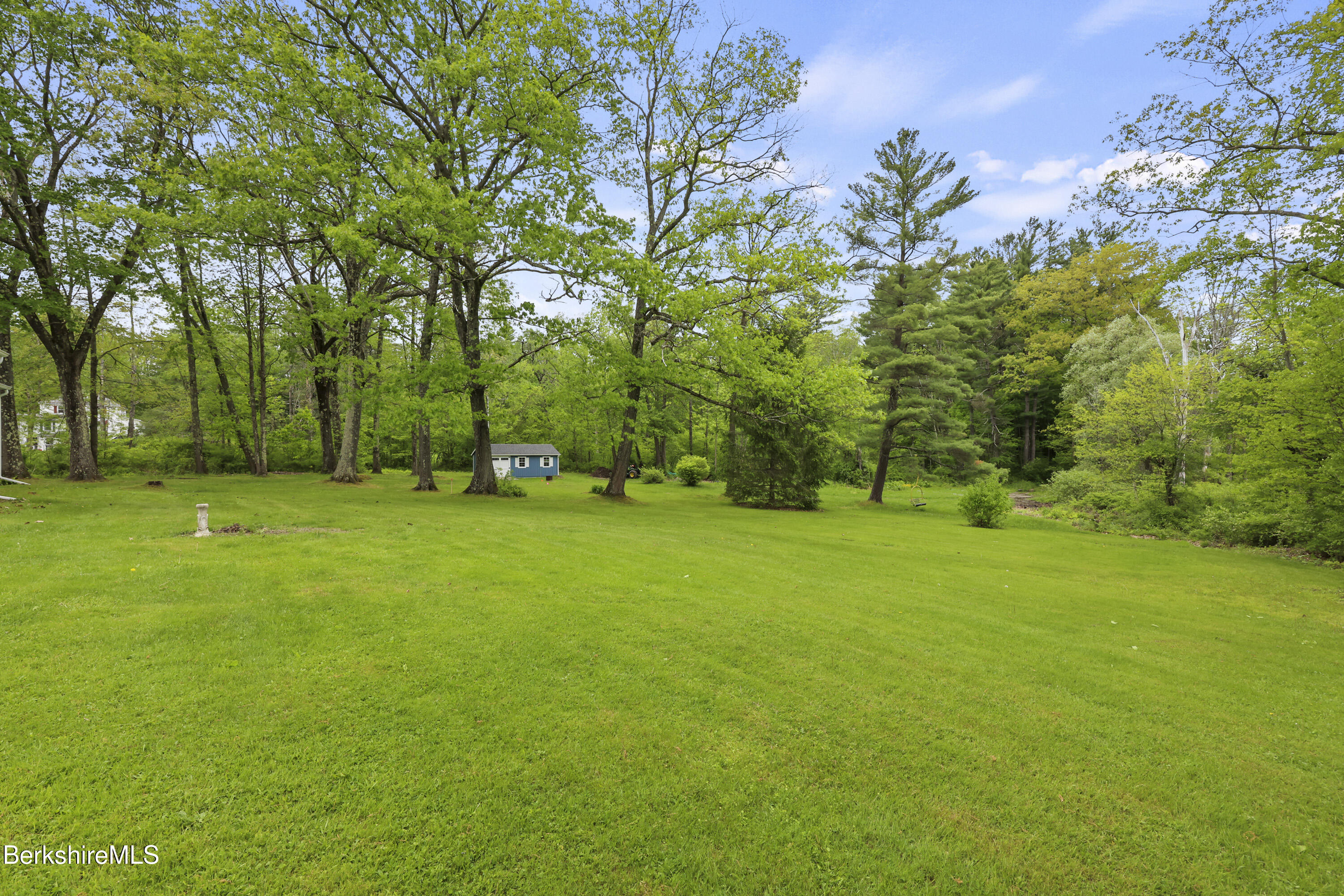 135 Church Ln